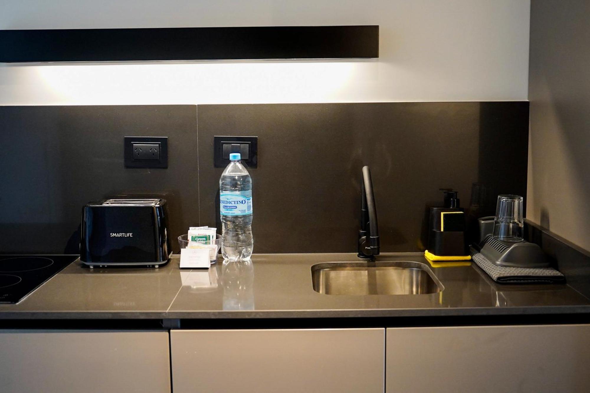 Almarena Puerto Retiro Affiliated By Melia Aparthotel บัวโนสไอเรส ภายนอก รูปภาพ