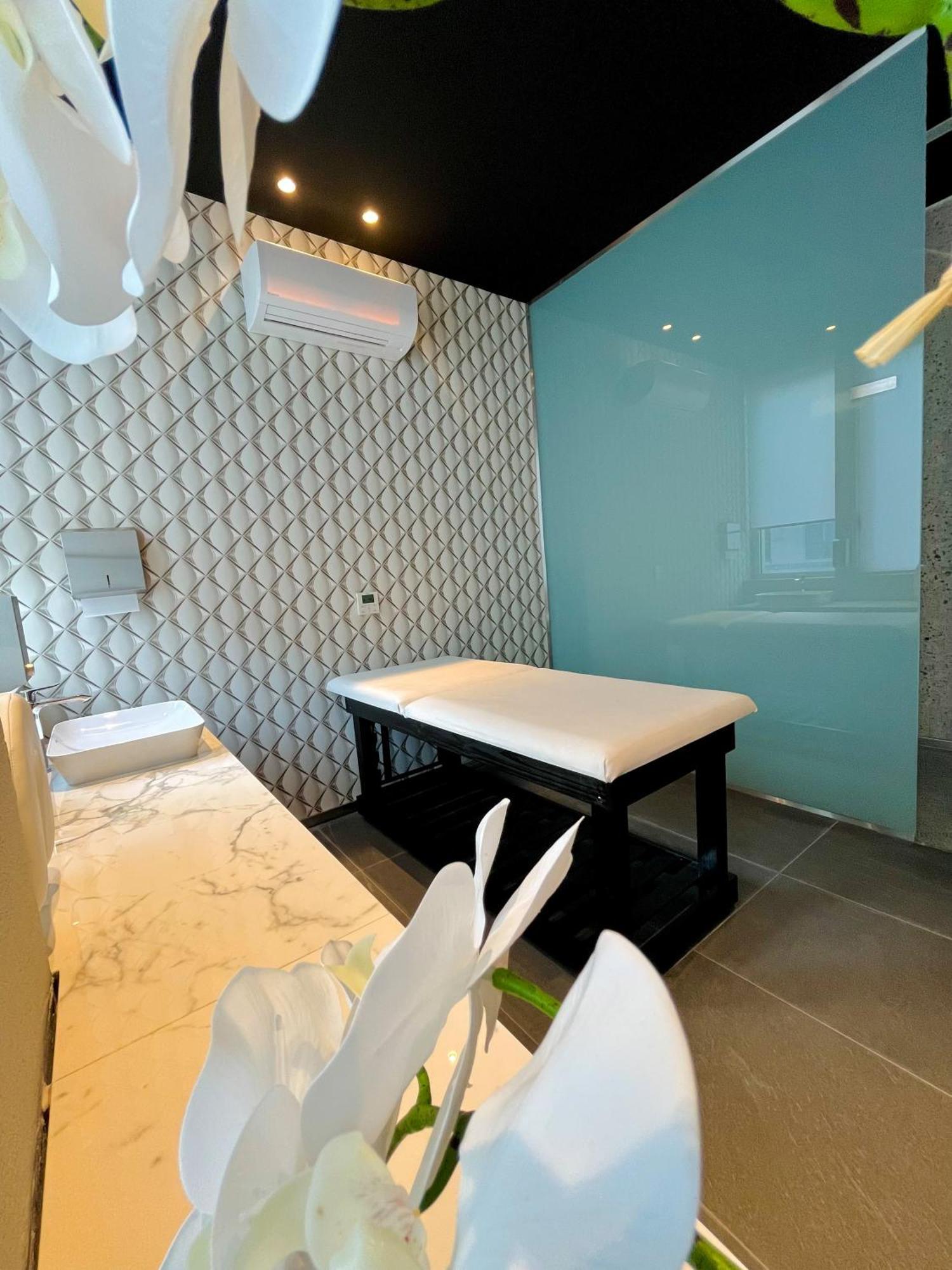 Almarena Puerto Retiro Affiliated By Melia Aparthotel บัวโนสไอเรส ภายนอก รูปภาพ